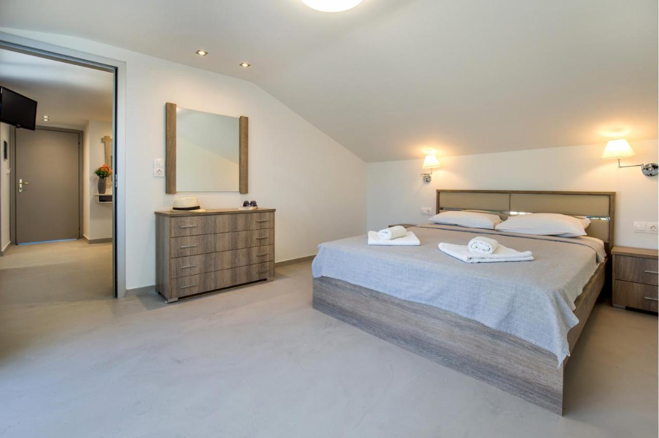 Haus Sofi Hotel Pefkari Eksteriør billede