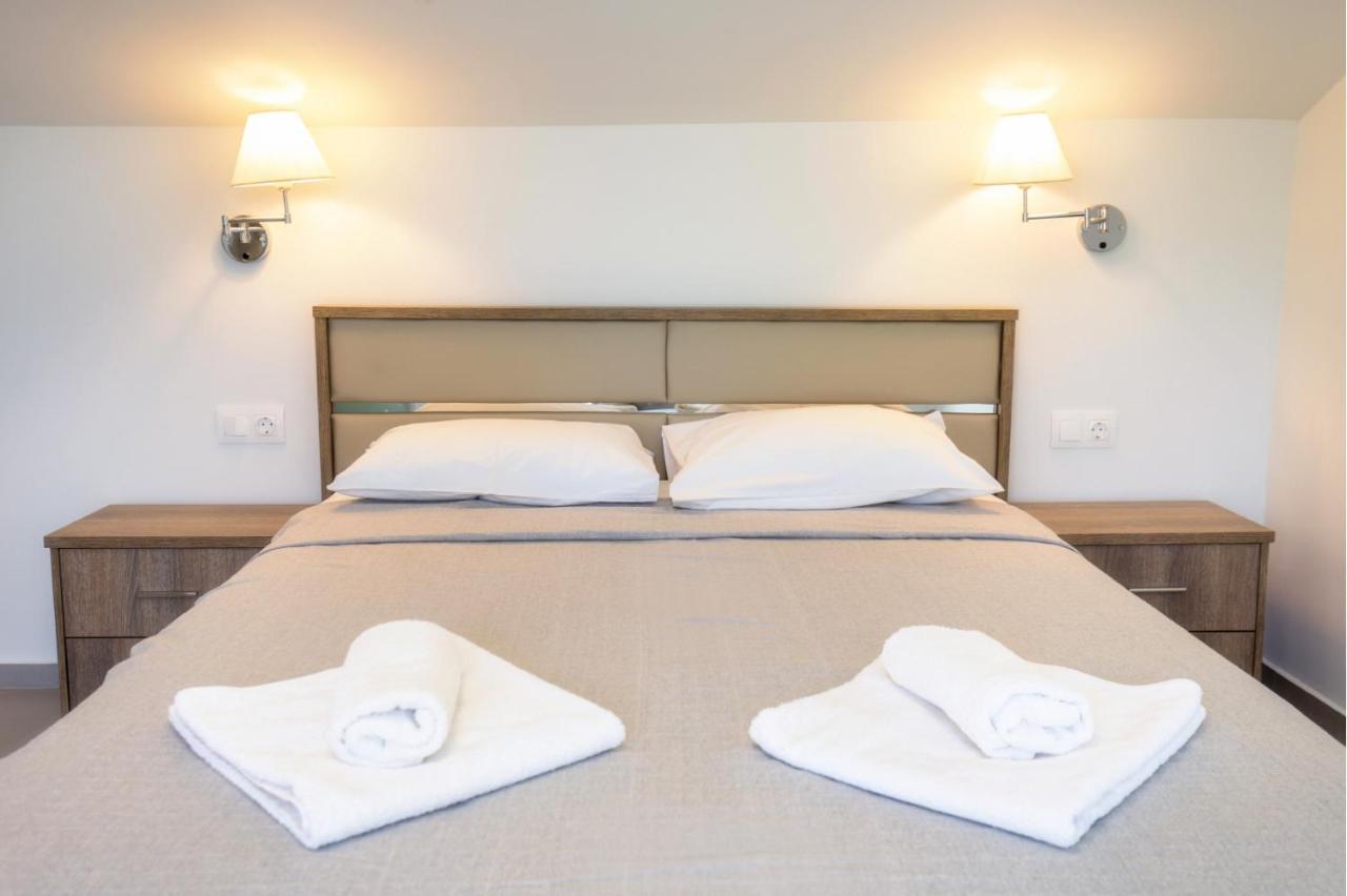 Haus Sofi Hotel Pefkari Eksteriør billede